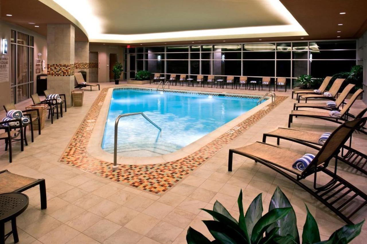 Embassy Suites Loveland Conference Center Екстер'єр фото