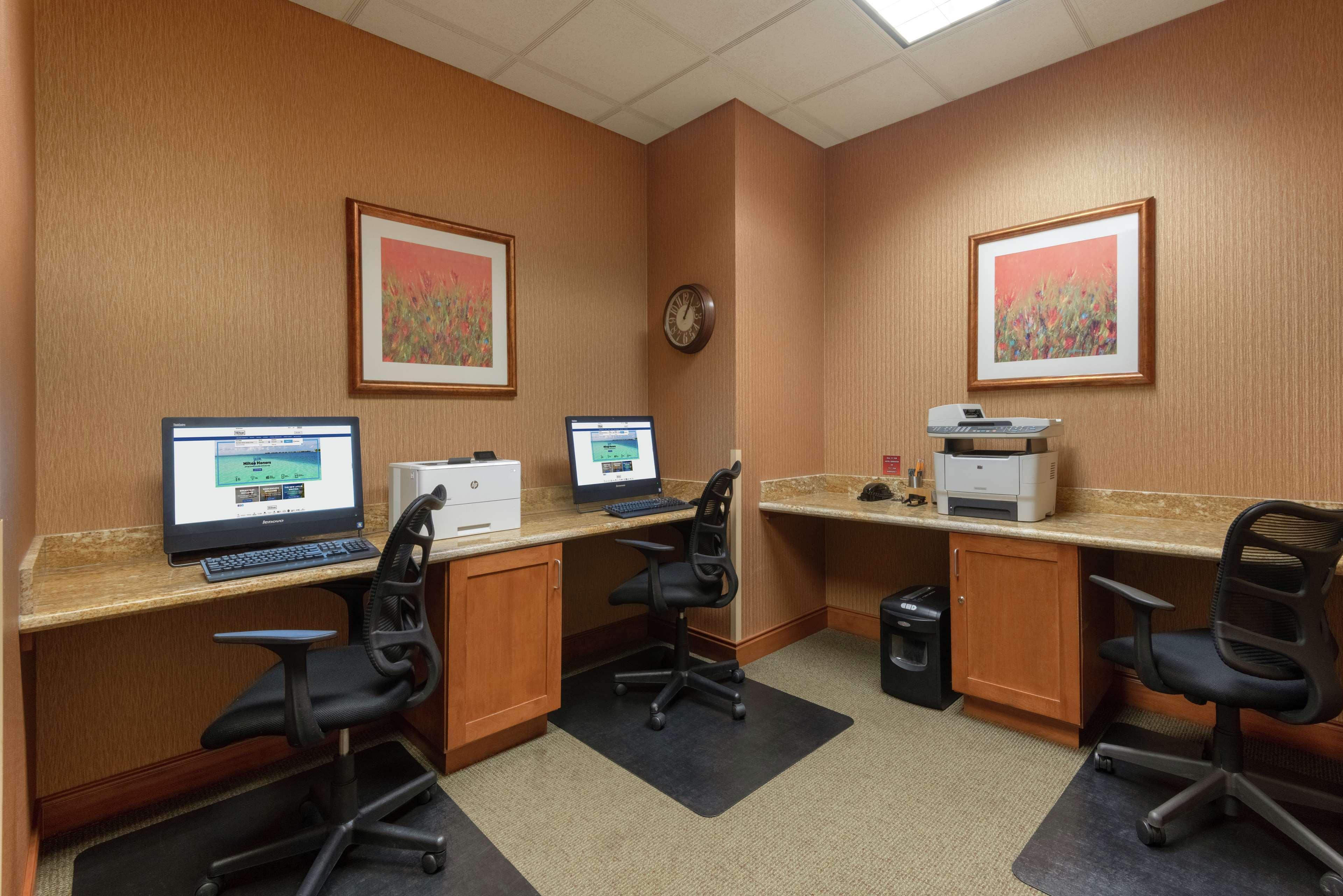Embassy Suites Loveland Conference Center Екстер'єр фото